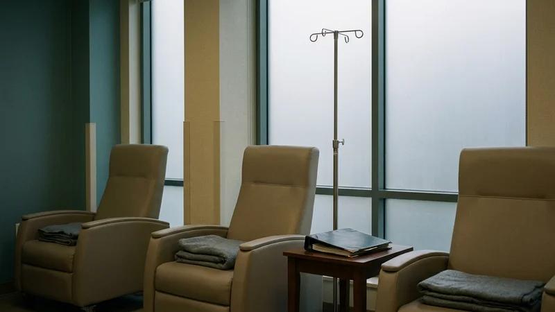 First-Line Mesothelioma Treatment in 2026: How to Choose Between Nivolumab+Ipilimumab and Pembrolizumab+Chemo