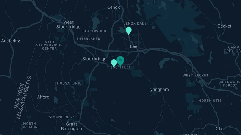 Map of South Lee, Massachusetts: 2 documented asbestos exposure sites